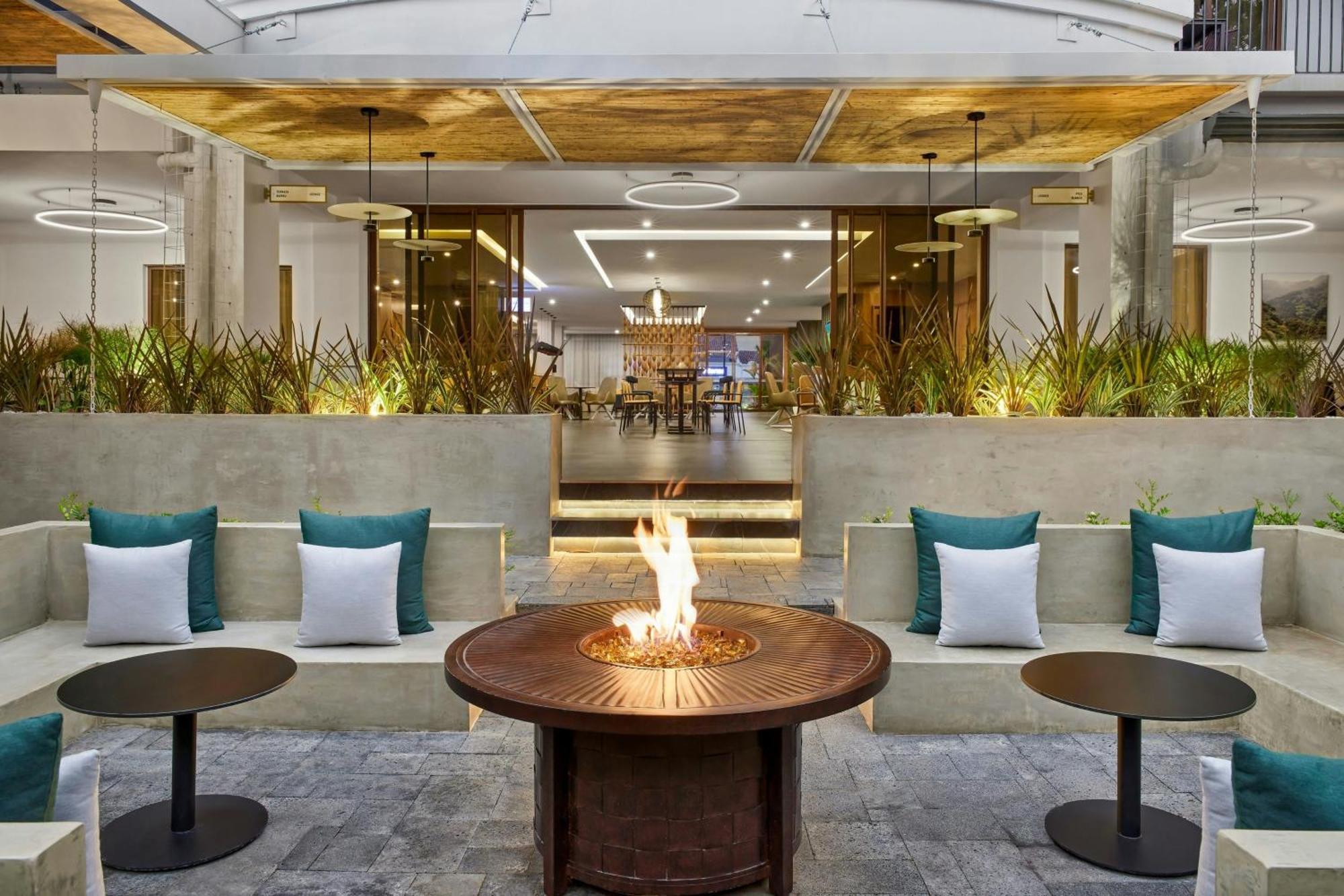 Courtyard By Marriott San Jose Escazu Hotell Eksteriør bilde
